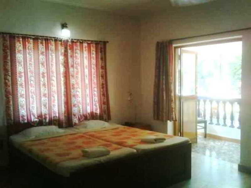 Palm Resort Calangute Esterno foto