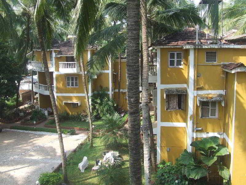 Palm Resort Calangute Esterno foto