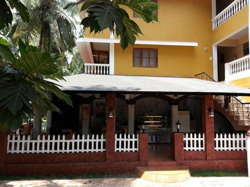 Palm Resort Calangute Esterno foto